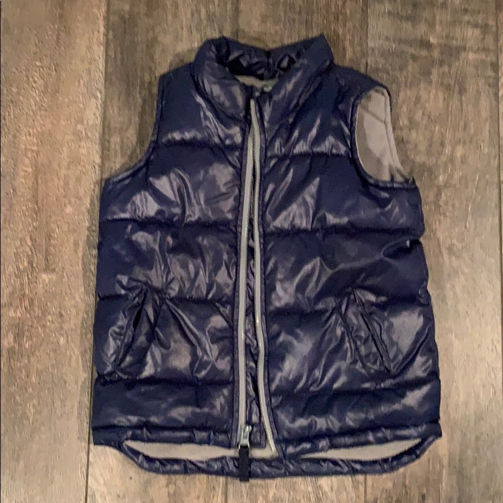 Boys Old Navy puffer vest